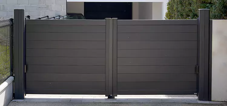 Common Residential Gate Issues We Resolve in Lake Magdalene, FL